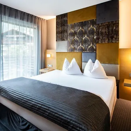 Aparthotel Alia Appartements&wellness 4*